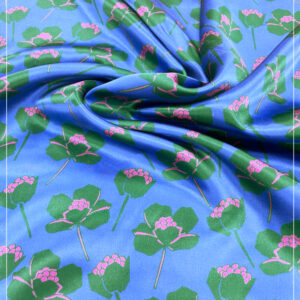 feiner Seidensatin eines deutschen Modelabels