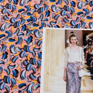 bedruckter, gestretchter Baumwollpopeline eines ital. Modelabels