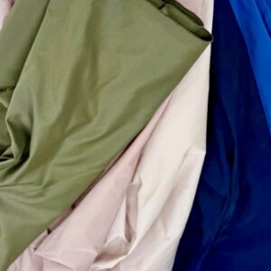 ein angesagter Stoff für die kommende Saison - Memorytaft -