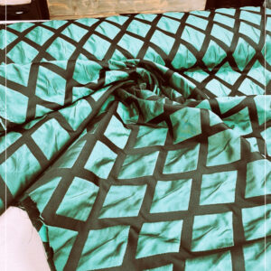 gewebter Taftjacquard eines ital. Modelabels